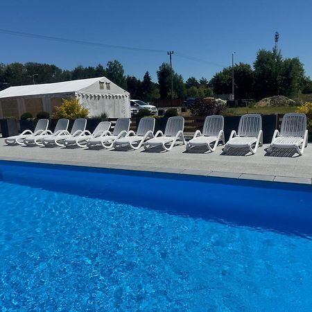 Miodowa Sadyba Domki Caloroczne Kluczbork Ligota Zamecka Exterior foto
