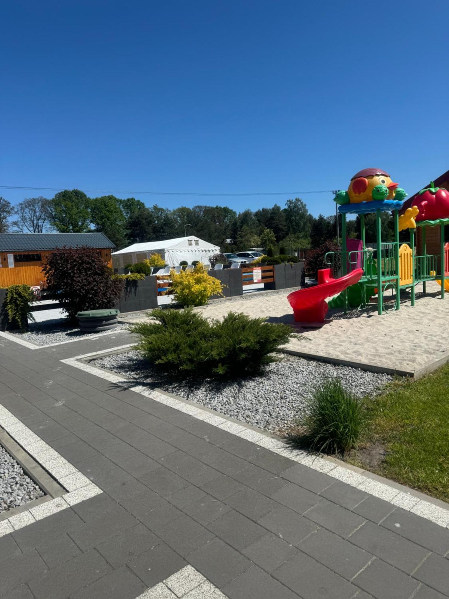 Miodowa Sadyba Domki Caloroczne Kluczbork Ligota Zamecka Exterior foto