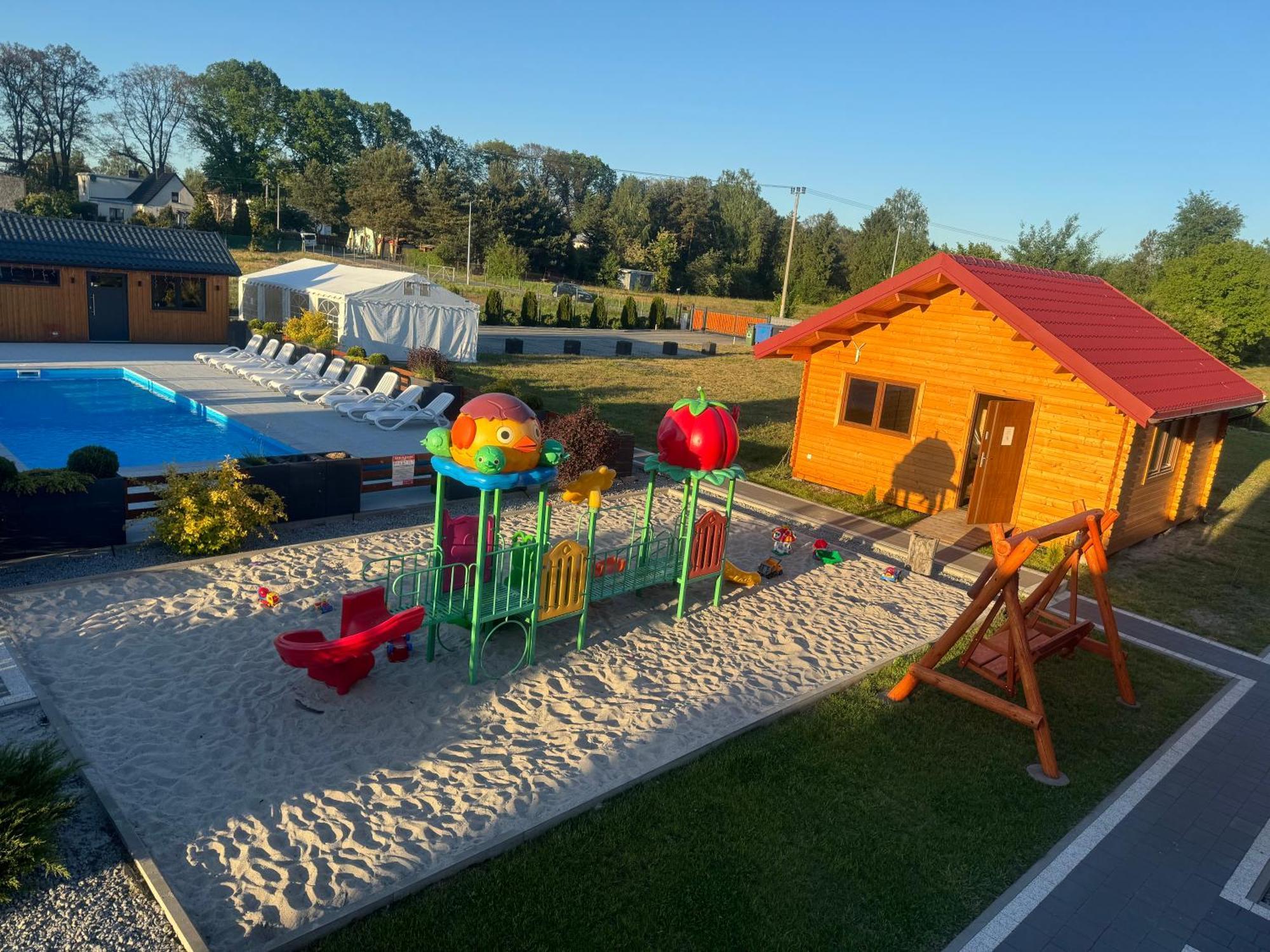 Miodowa Sadyba Domki Caloroczne Kluczbork Ligota Zamecka Exterior foto